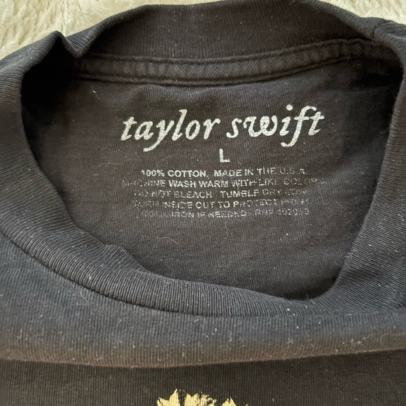 Taylor Swift Champagne Problems Tee - Picture 2 of 2